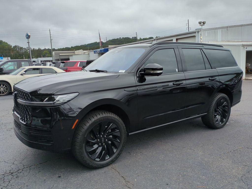 used 2025 Lincoln Navigator car, priced at $87,789