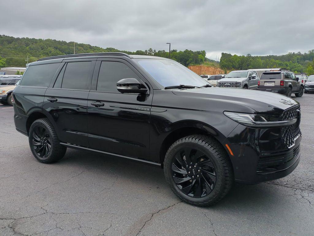 used 2025 Lincoln Navigator car, priced at $87,789
