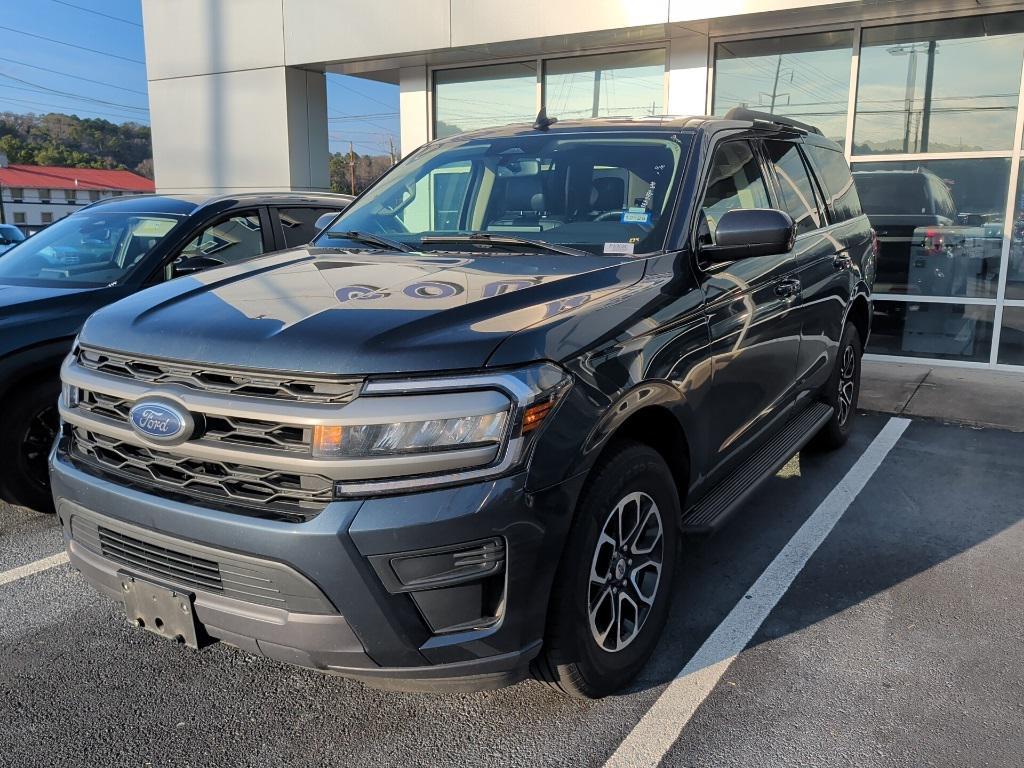 used 2024 Ford Expedition car, priced at $37,304