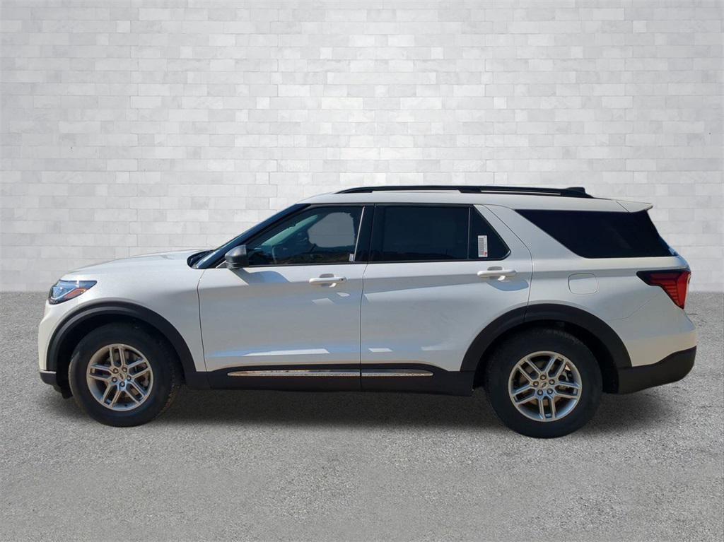 new 2025 Ford Explorer car, priced at $40,459
