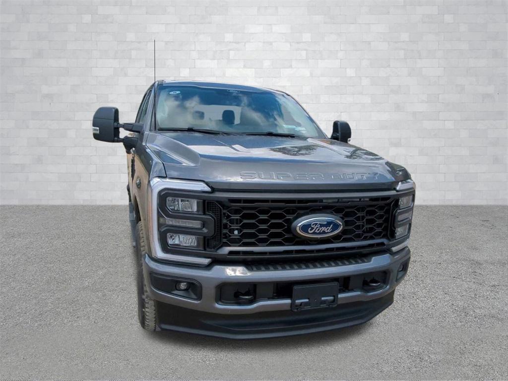new 2025 Ford F-250 car, priced at $67,024