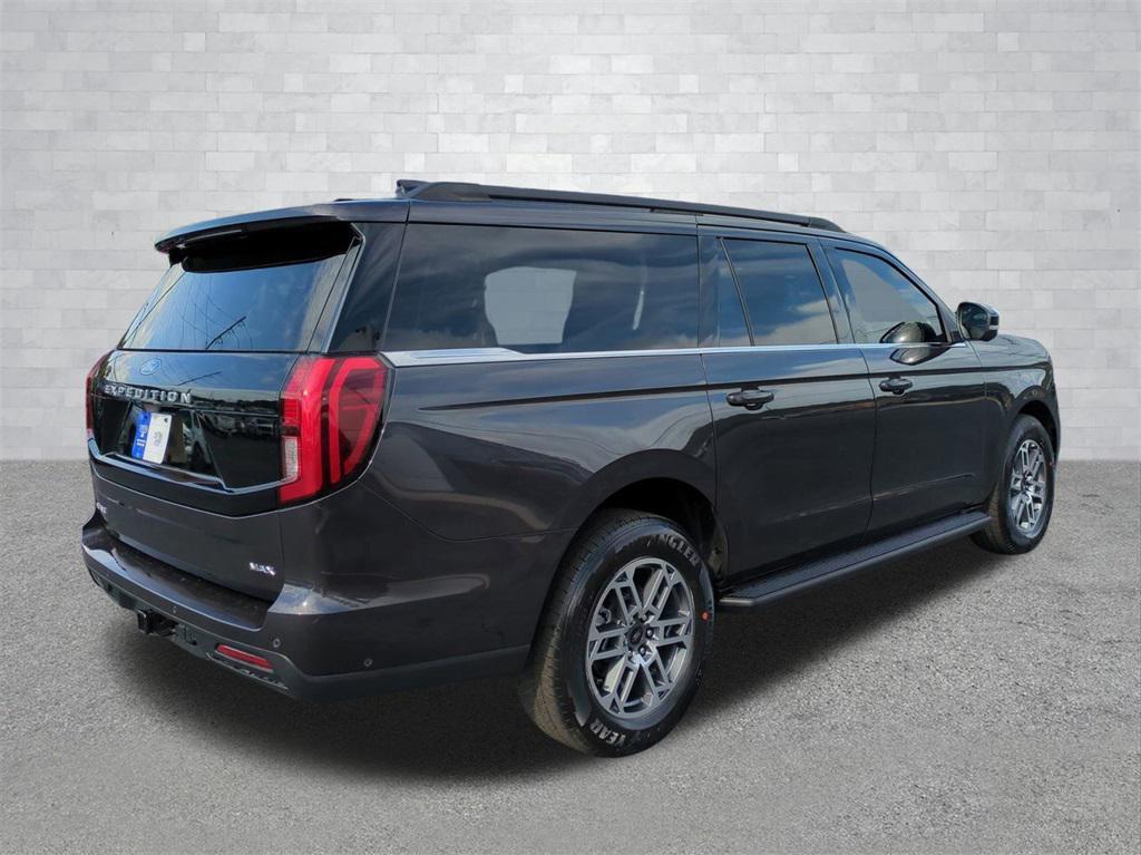 new 2025 Ford Expedition Max car, priced at $67,334