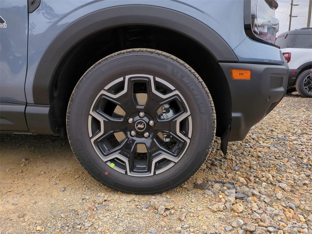 new 2025 Ford Bronco Sport car, priced at $35,979