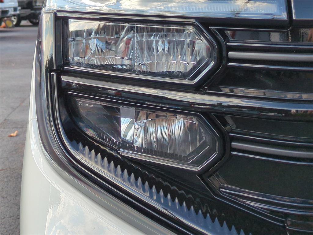 new 2025 Ford Expedition car, priced at $79,424