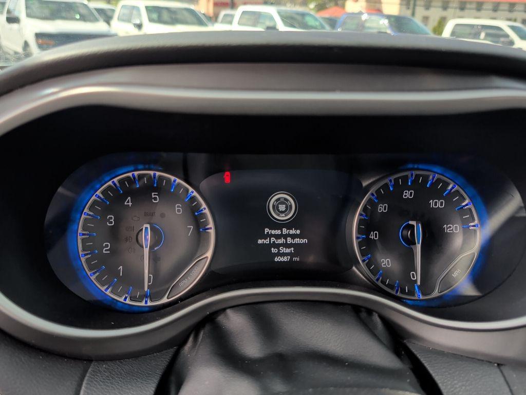 used 2025 Chrysler Pacifica car, priced at $26,623