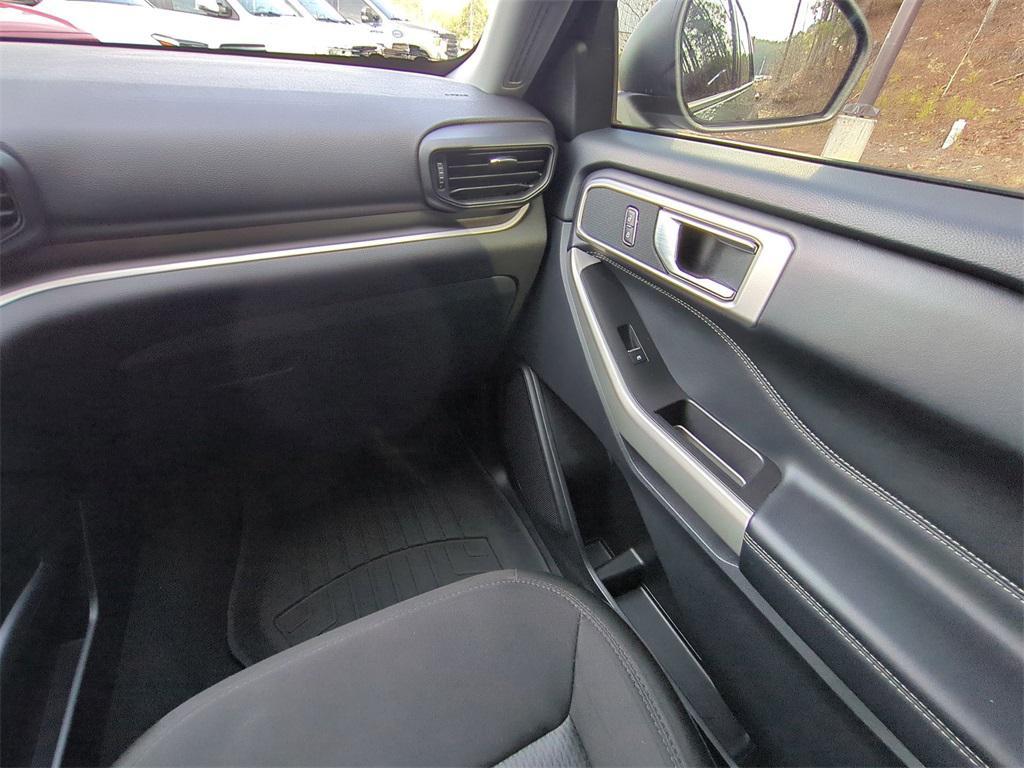 used 2022 Ford Explorer car, priced at $25,000