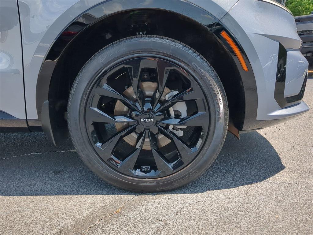 used 2023 Kia Sorento car, priced at $30,000