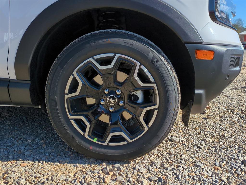 new 2025 Ford Bronco Sport car, priced at $34,984
