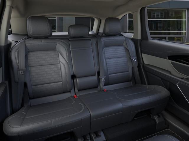 new 2025 Lincoln Nautilus car, priced at $53,317