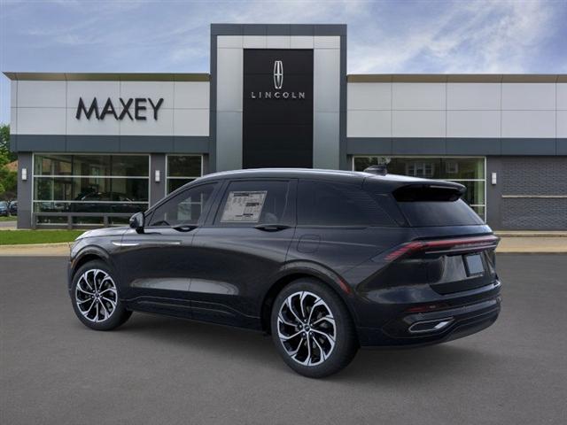 new 2025 Lincoln Nautilus car, priced at $53,317