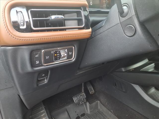 used 2022 Lincoln Nautilus car, priced at $32,995