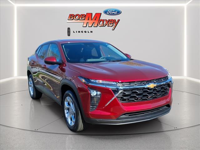 used 2024 Chevrolet Trax car, priced at $19,995