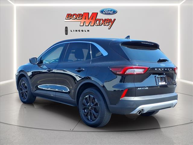 used 2023 Ford Escape car