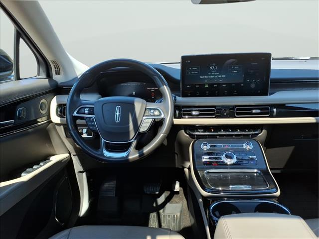 used 2022 Lincoln Nautilus car, priced at $28,000