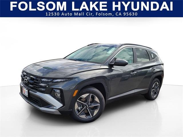 new 2025 Hyundai TUCSON Hybrid car, priced at $39,060