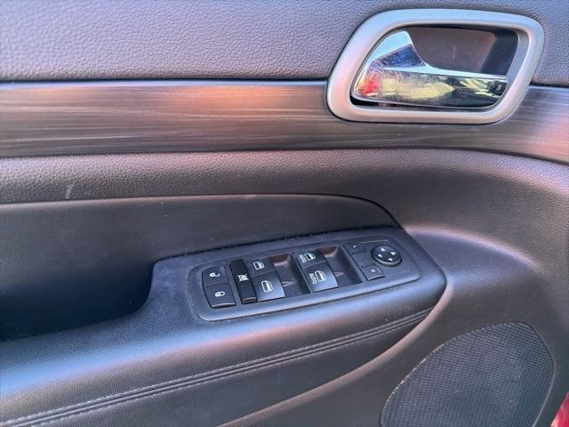 used 2020 Jeep Grand Cherokee car, priced at $17,900