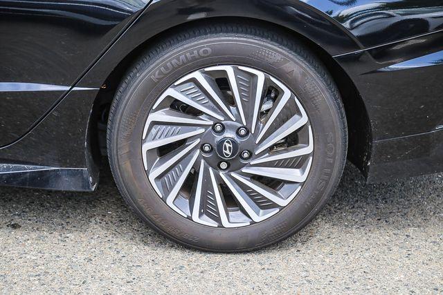 used 2024 Hyundai Sonata Hybrid car, priced at $29,992