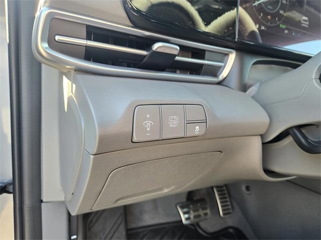 new 2025 Hyundai ELANTRA HEV car, priced at $26,905