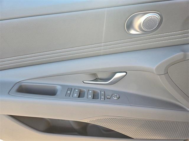 new 2025 Hyundai ELANTRA HEV car, priced at $26,905