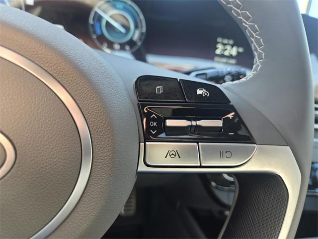 new 2025 Hyundai ELANTRA HEV car, priced at $26,905