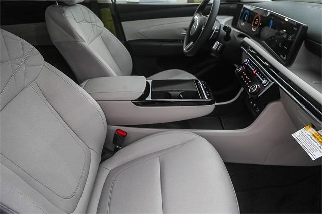 new 2026 Hyundai TUCSON Hybrid car, priced at $36,600