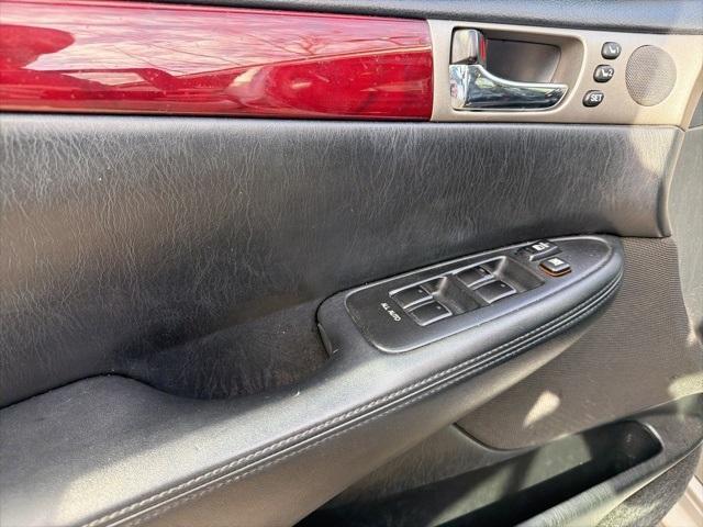 used 2006 Lexus ES 330 car, priced at $6,991