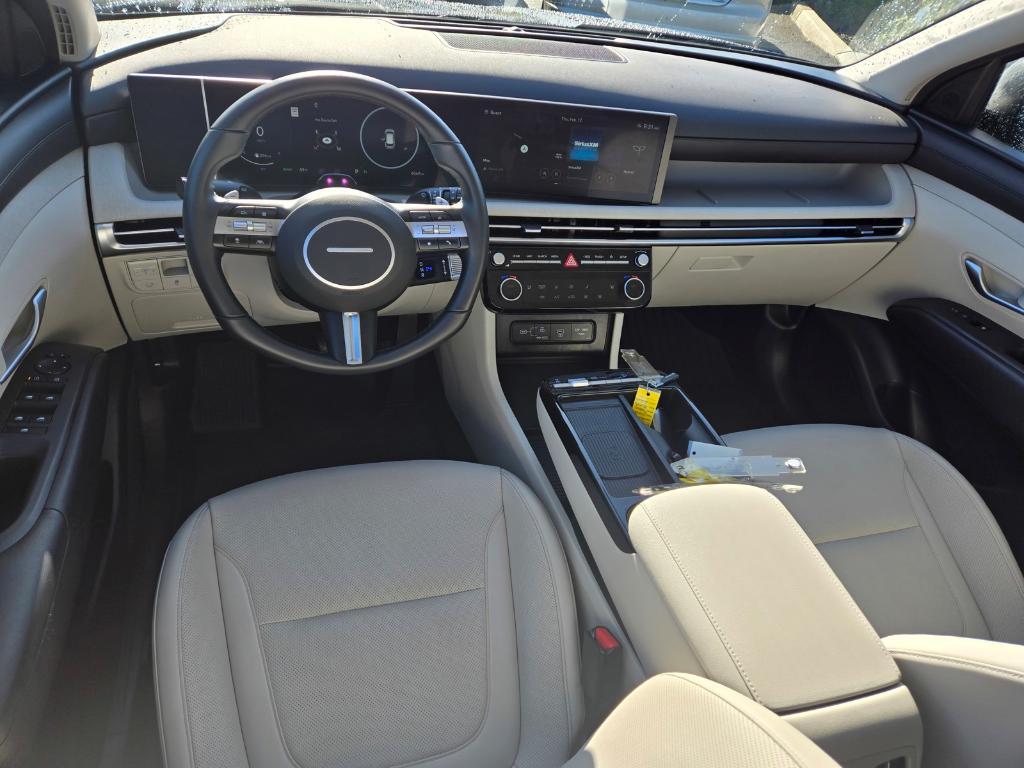 used 2025 Hyundai TUCSON Hybrid car, priced at $35,991