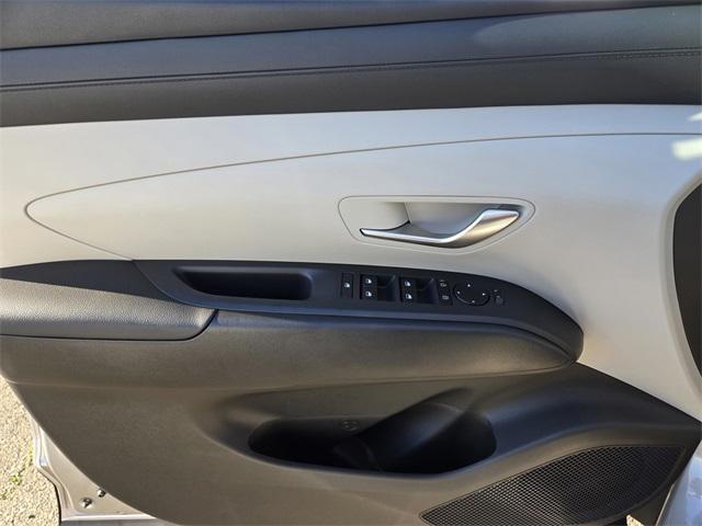 new 2026 Hyundai TUCSON Hybrid car, priced at $34,650