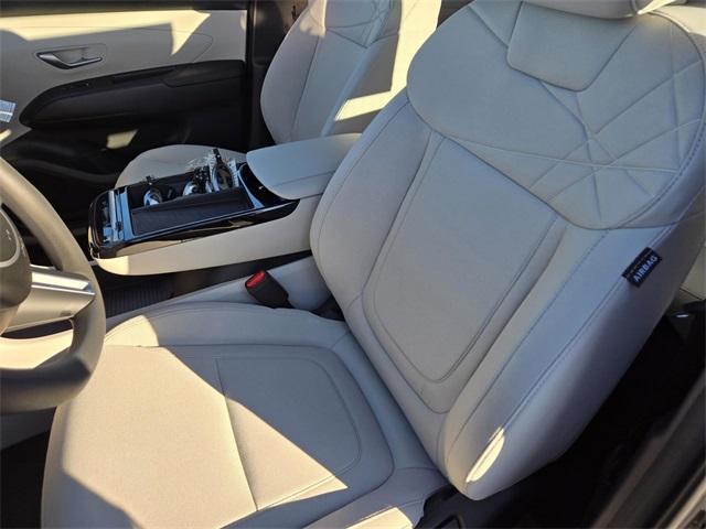 new 2026 Hyundai TUCSON Hybrid car, priced at $34,650