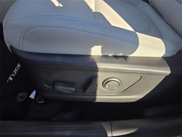 new 2026 Hyundai TUCSON Hybrid car, priced at $36,100