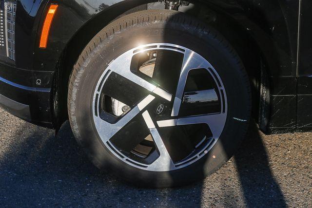 new 2026 Hyundai IONIQ 9 car, priced at $76,835