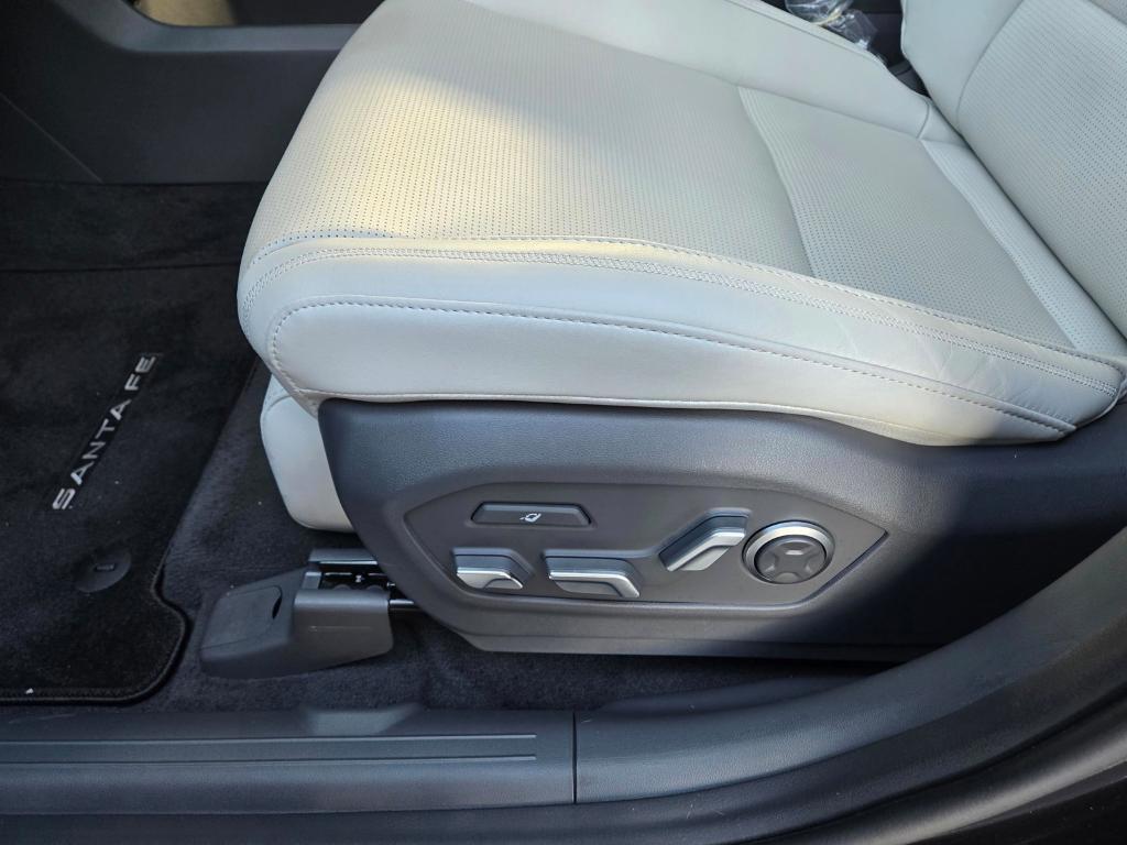 new 2025 Hyundai SANTA FE HEV car, priced at $49,050