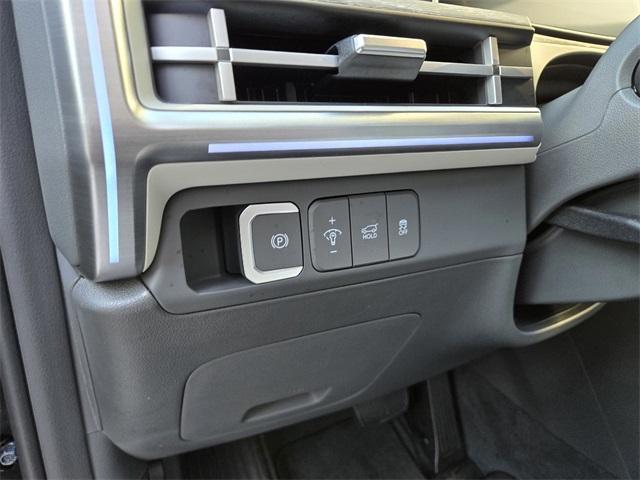 new 2025 Hyundai SANTA FE HEV car, priced at $49,050