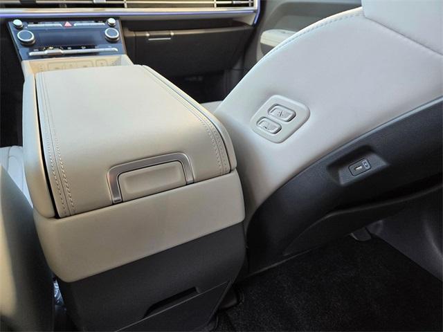 new 2025 Hyundai SANTA FE HEV car, priced at $49,050