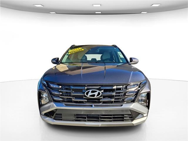 new 2025 Hyundai TUCSON Hybrid car, priced at $39,060