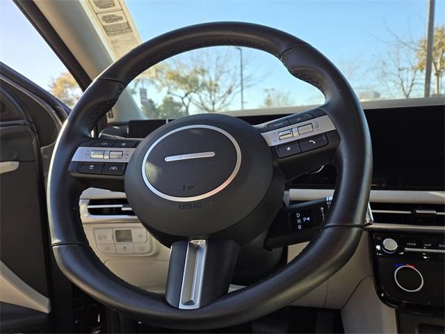 new 2025 Hyundai TUCSON Hybrid car, priced at $39,060