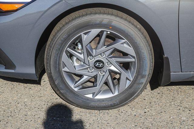 new 2026 Hyundai ELANTRA HEV car, priced at $26,585