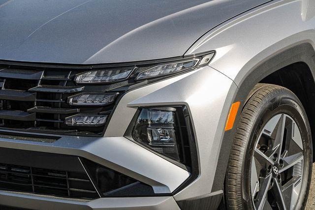 new 2026 Hyundai TUCSON Hybrid car, priced at $36,130