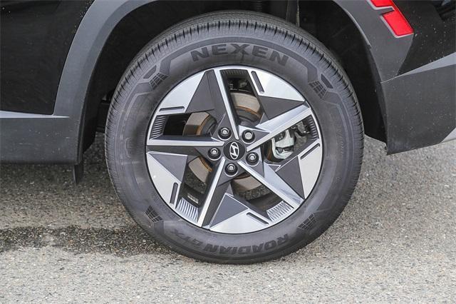 used 2025 Hyundai TUCSON Hybrid car, priced at $35,991