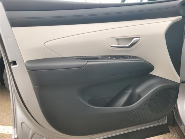 new 2026 Hyundai TUCSON Hybrid car, priced at $34,805