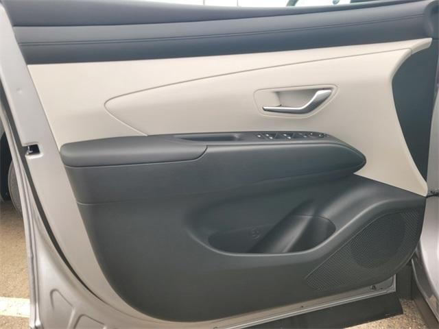 new 2026 Hyundai TUCSON Hybrid car, priced at $34,805