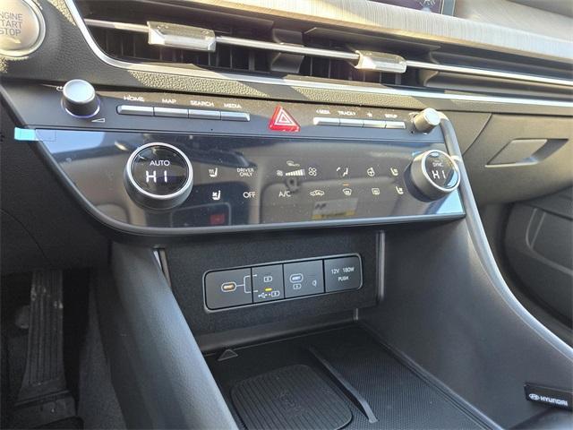 new 2025 Hyundai Sonata Hybrid car, priced at $36,930