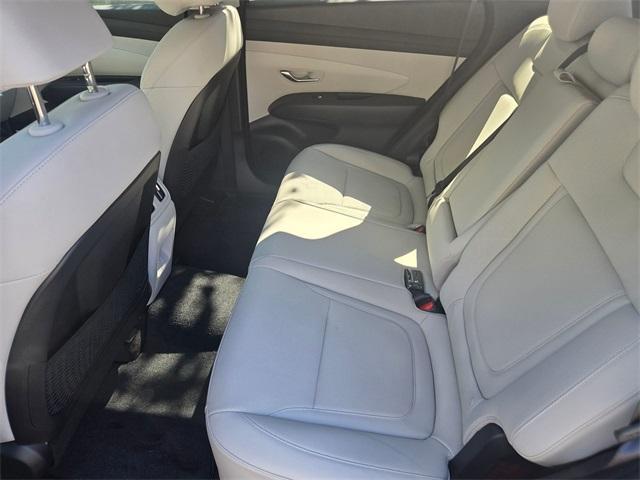new 2025 Hyundai TUCSON Hybrid car, priced at $39,060