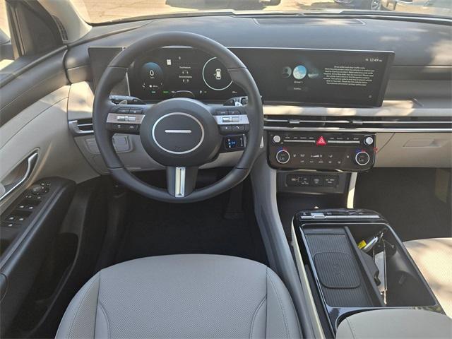 new 2025 Hyundai TUCSON Hybrid car, priced at $39,060