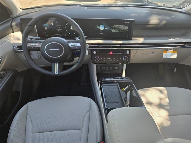 new 2025 Hyundai TUCSON Hybrid car, priced at $39,060