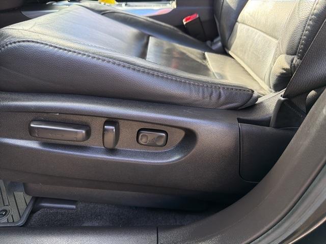 used 2014 Acura MDX car, priced at $13,992