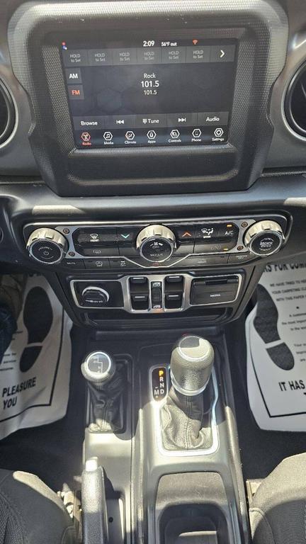 used 2023 Jeep Gladiator car, priced at $30,899