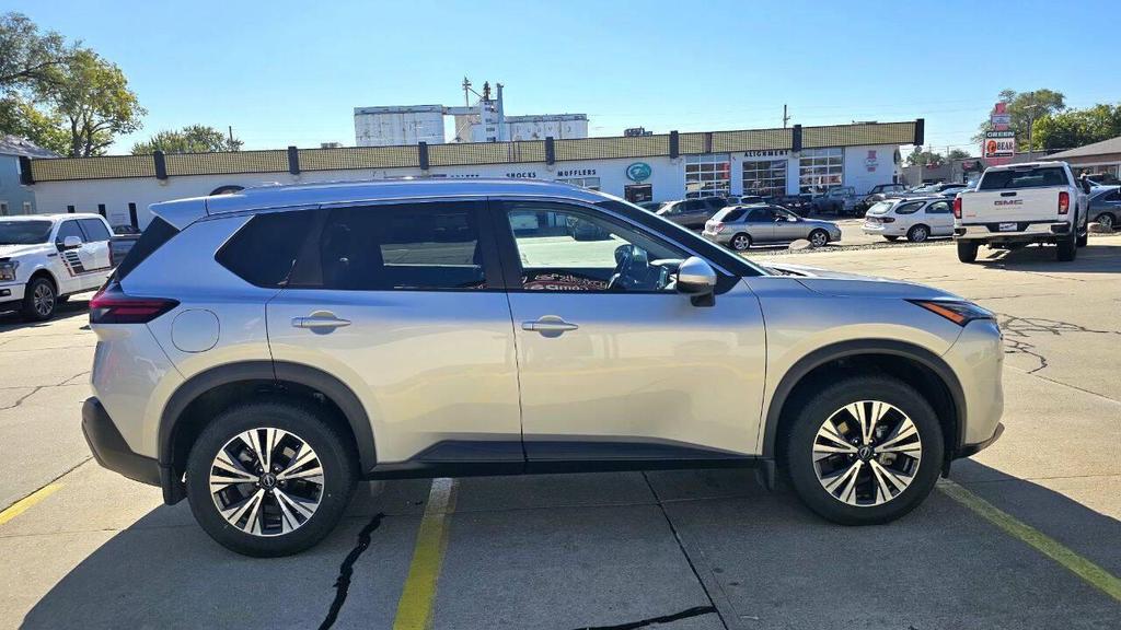 used 2022 Nissan Rogue car, priced at $24,899