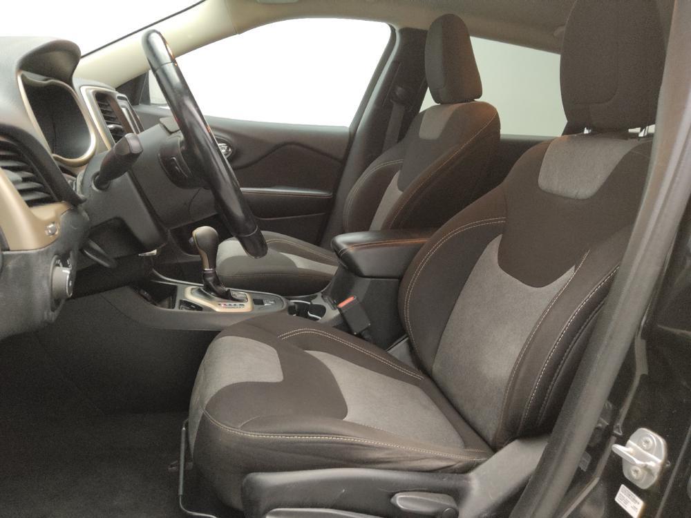 used 2018 Jeep Cherokee car, priced at $15,695