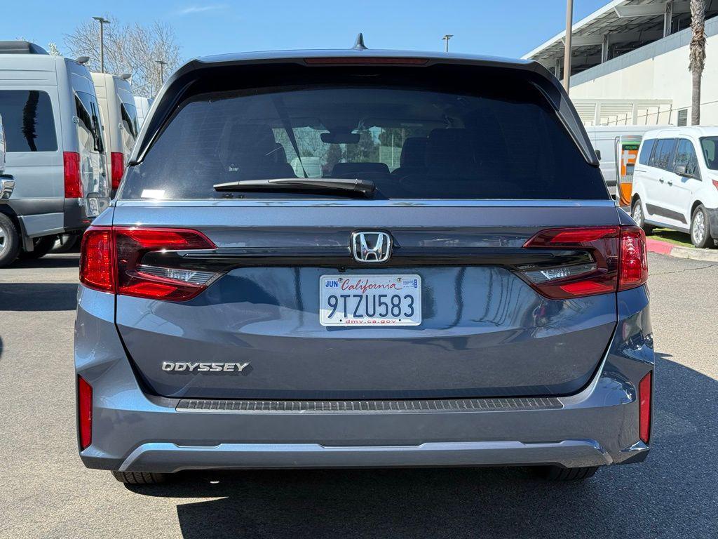 used 2025 Honda Odyssey car, priced at $35,998